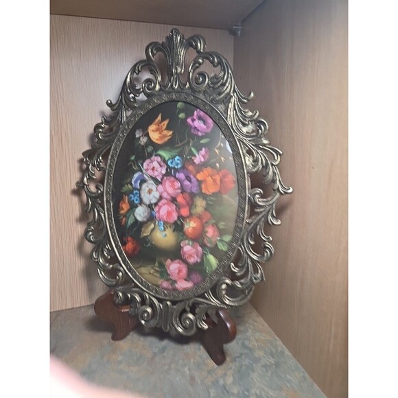 Other - Antique Vintage Wrought Iron Victorian oval Picture Frame bubble glass floral